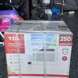 TCL 6000 BTU Window Air Conditioner Fan and Dehumidifier 250sqft Remote Control 