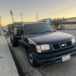 Nisan Frontier 1998