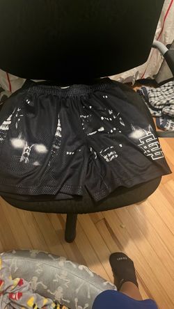 selling brand new not worn eric emanuel short  size small need gone asap dm me norwalk ct and westport