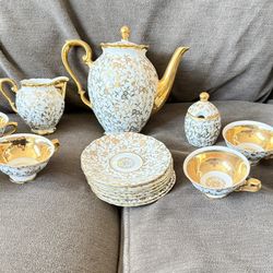 Bovaria Vintage 24k Tea Set