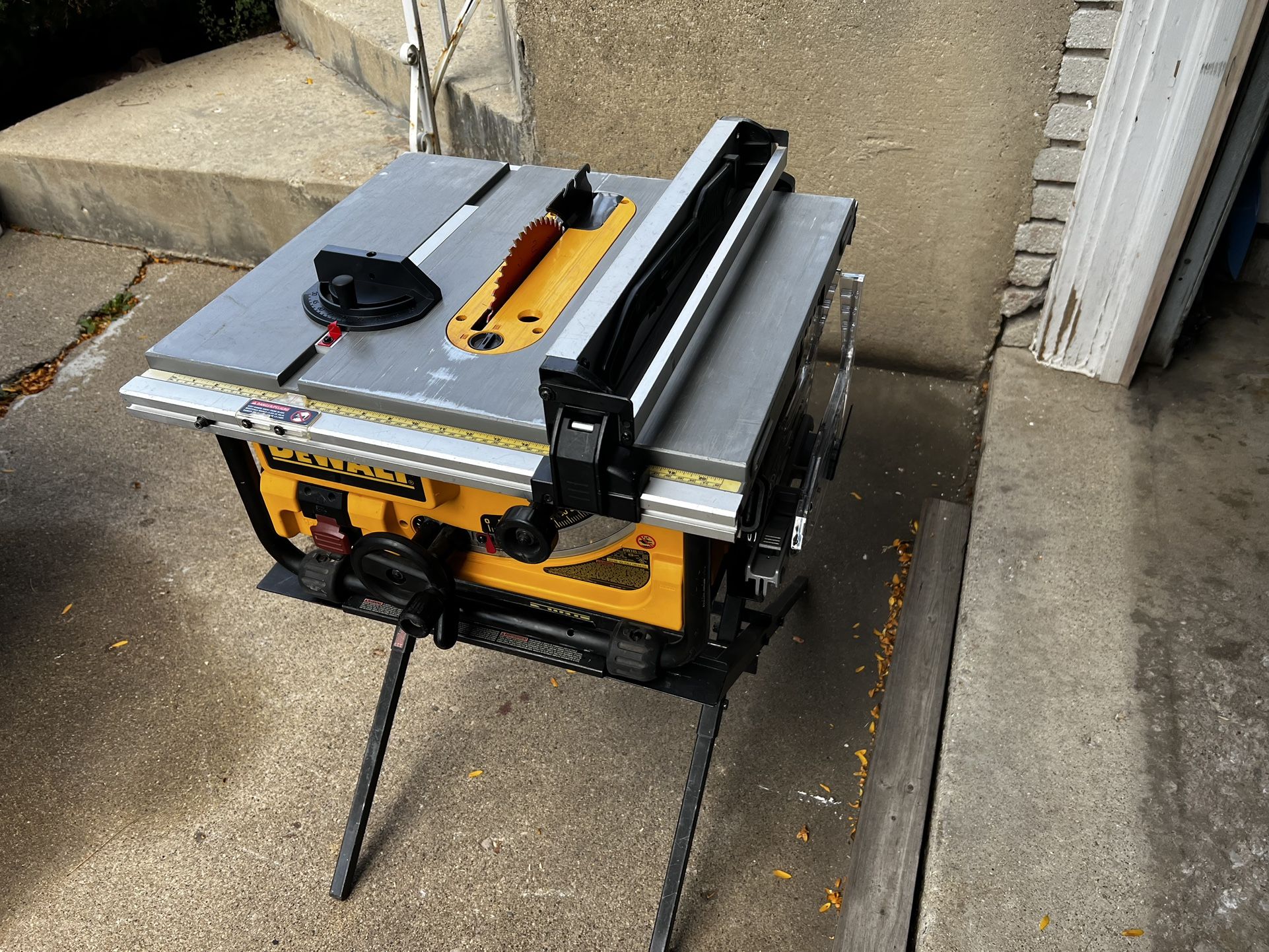 Dewalt
