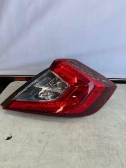 2016-2021 HONDA CIVIC. RH TAILLIGHT OEM
