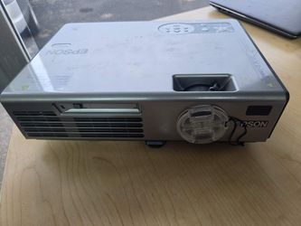 Epson projector,  works, comes as pictured $10 cssh
