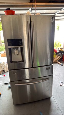 Refrigerator