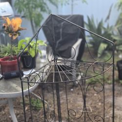 Foldable Plant Stand 