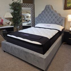 Luxurious Velvet Q. Bed New