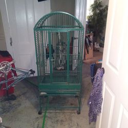 Huge Bird Cage Like New