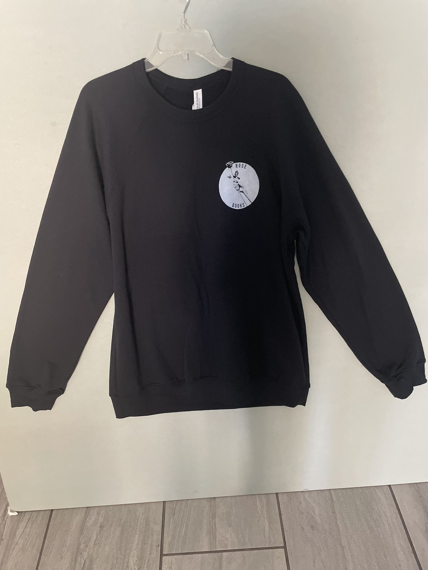 Women’s Sweatshirt Size XL New