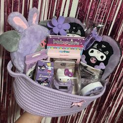 💜Deluxe Sanrio Kuromi & Hello Kitty Purple Gift Basket💜