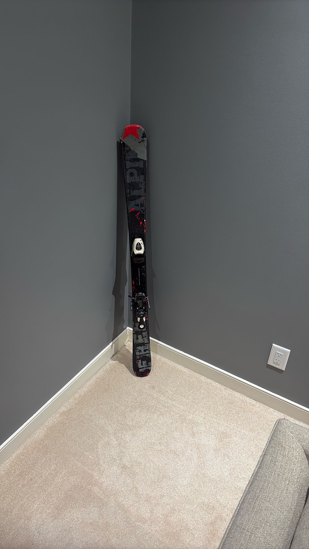 Youth Snow Skis - Alpina Sports - 130 cm