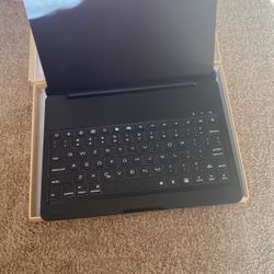 Bluetooth iPad Keyboard 