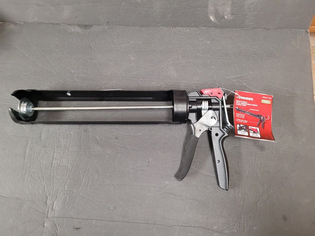 Husky Heavy-Duty 29oz Adjustable Force Caulk Gun
