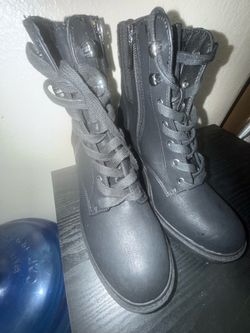 Torrid boots size 10 woman