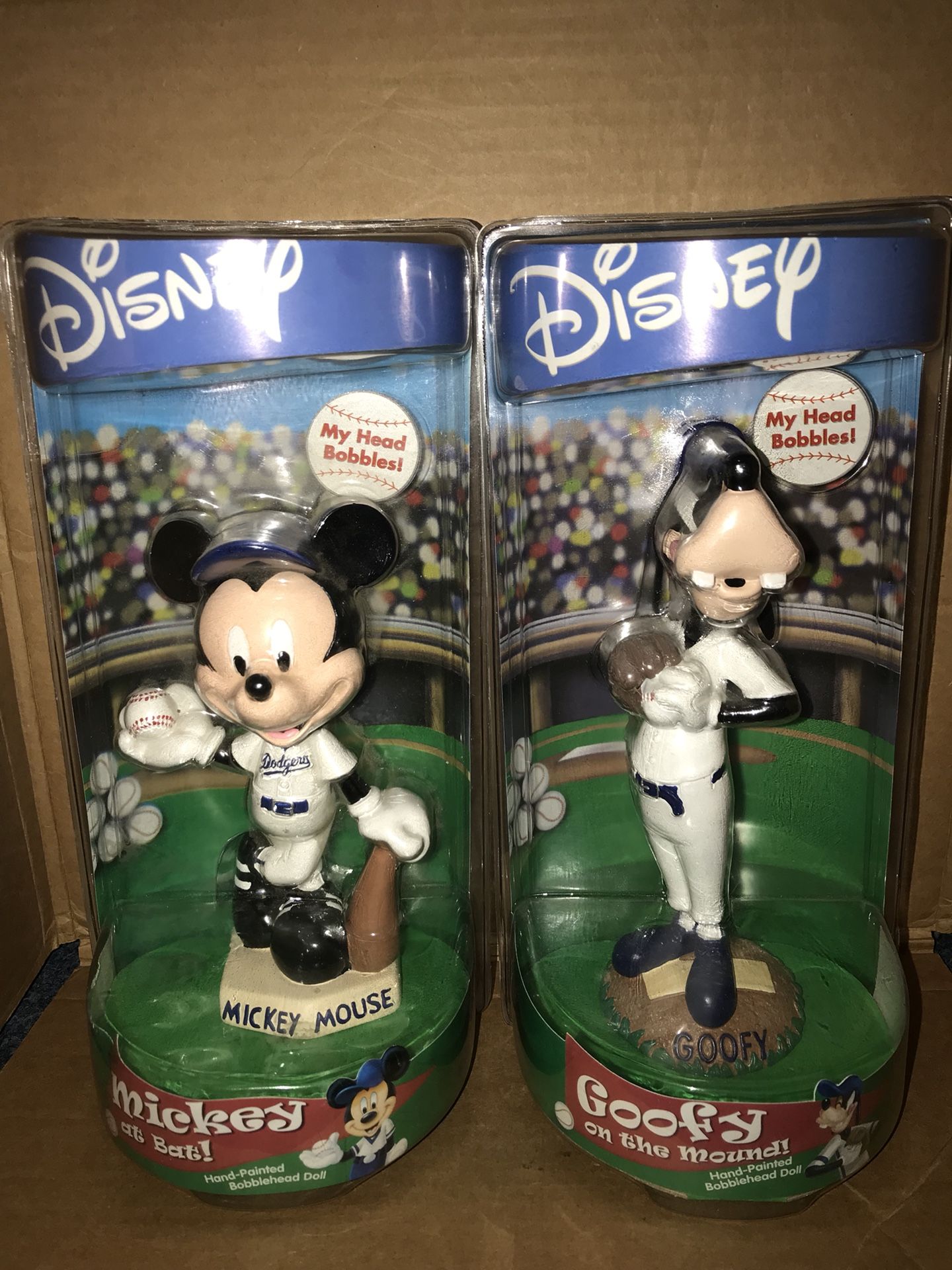 La dodgers Mickey & Goofy bobblehead bobbleheads