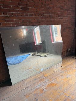 Mirror used kind of old