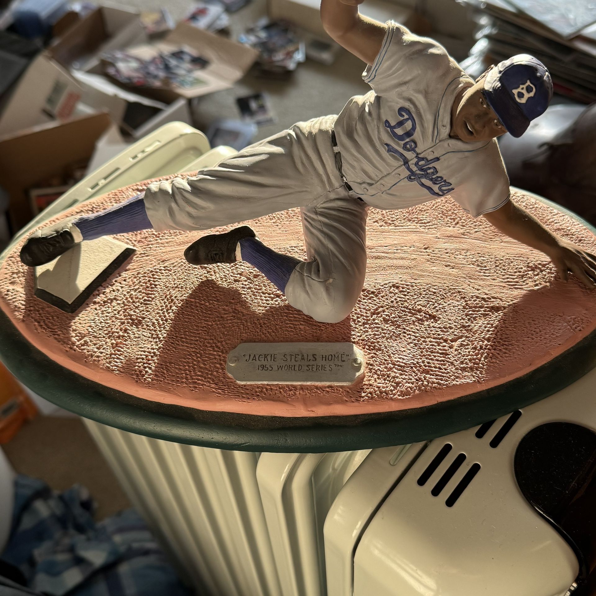 “Jackie Steals Home” 1955 World Series Romito Figurines #937/1000