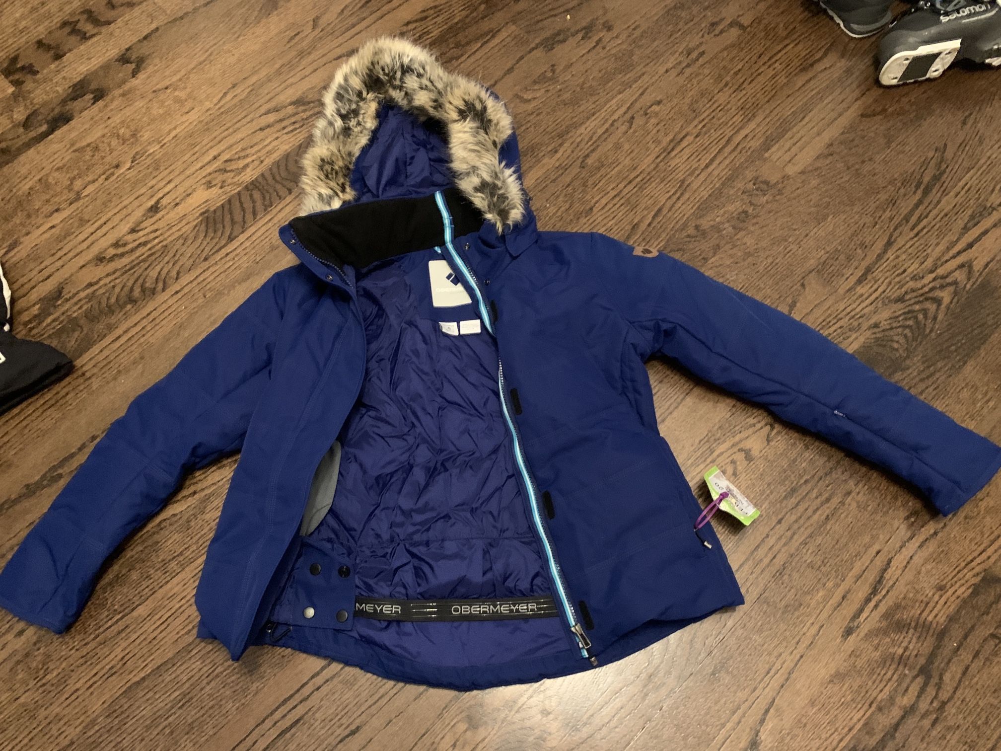 Obermeyer Women’s Size 4 Ski Coat