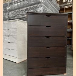 5 drawers dresser / Five drawers dresser