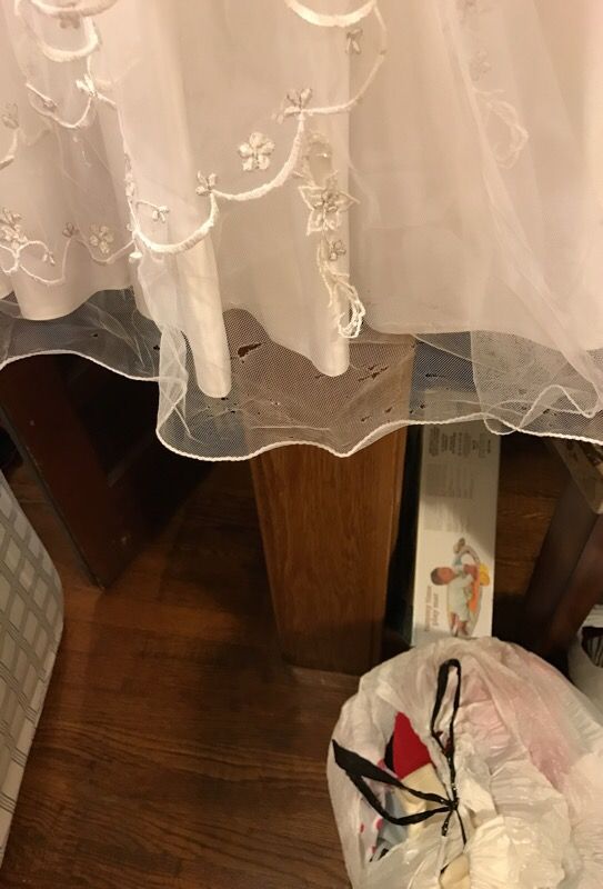 White dress size 4 for any occasion