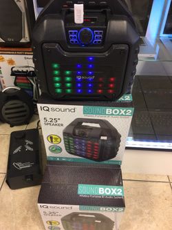 iQ sound super loud box Bluetooth