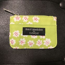 Small Pouch/Wallet