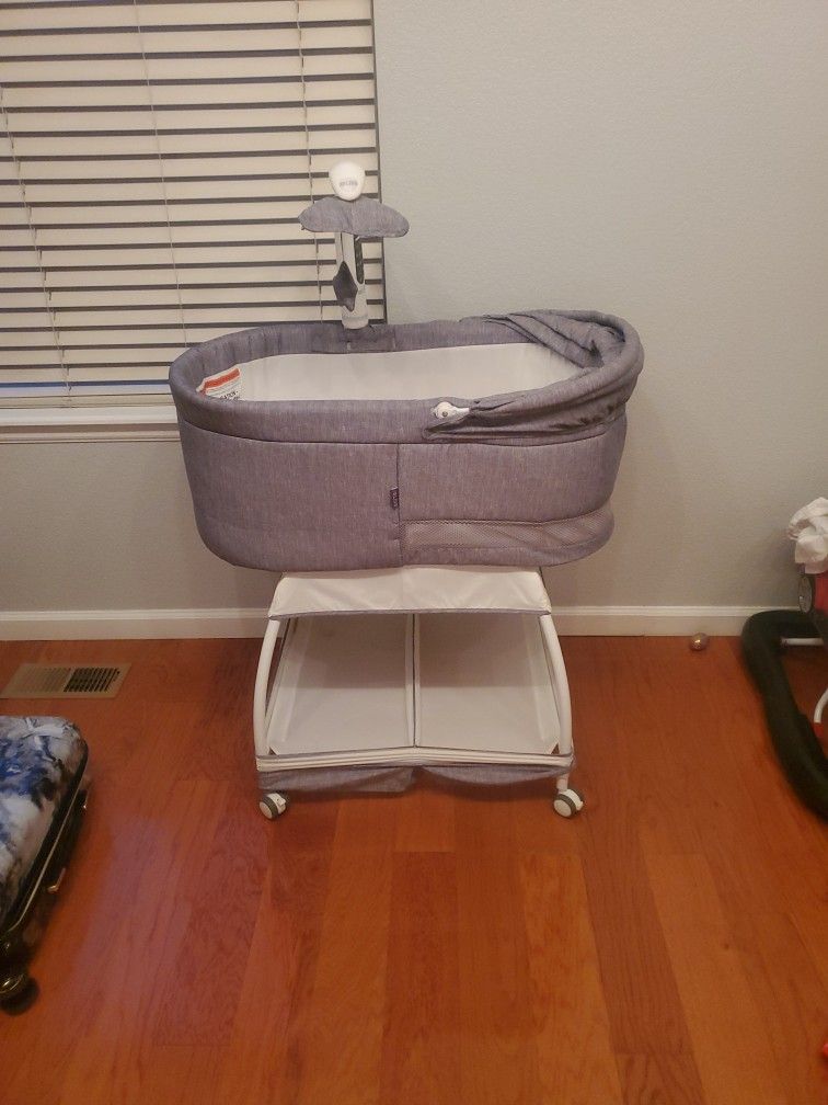 Bassinet 