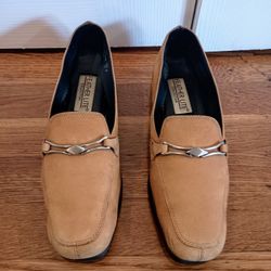 Size 9 Tan Suede Loafers