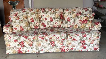 Angie Graham Flower-Pattern Sofa