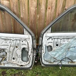 1990 4Runner Doors And Extra Parts 