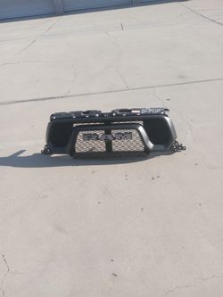 19 to 22 grille and camera  emblem dodge ram 1500 ( oem)
