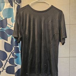 NIKE RUNNING ATHLETIC DRI FIT GEOMETRIC SHIRT L