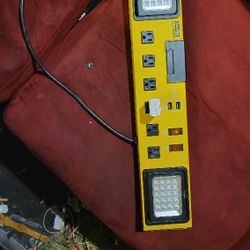 18v Dewalt Stuff Plus Power Strip 
