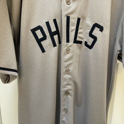 Phillies Jersey Size 52
