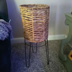 Plant Stand