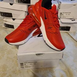Nike 270