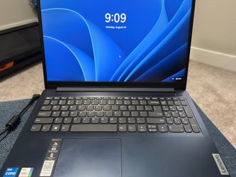 Lenovo IdeaPad 1i, 15” Touchscreen Laptop