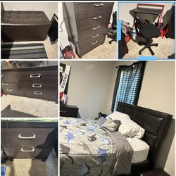 550  Full Bdrm Set/ BEST OFFER/ Must GO TODAY!