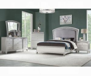Queen bedroom set