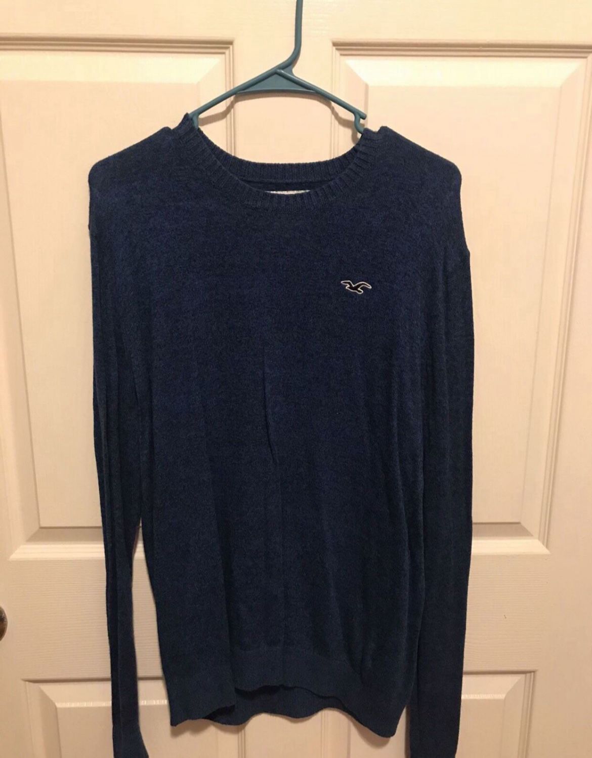 Hollister Lightweight Blue Crewneck Sweater Large 