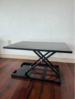 Standing Desk Converter / Desk Riser