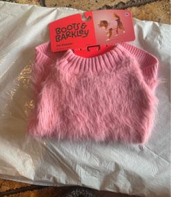 Boots  &  Barkley, dog beautiful pink and silver  sweater Size medium. She will get lots of attention  See pictures