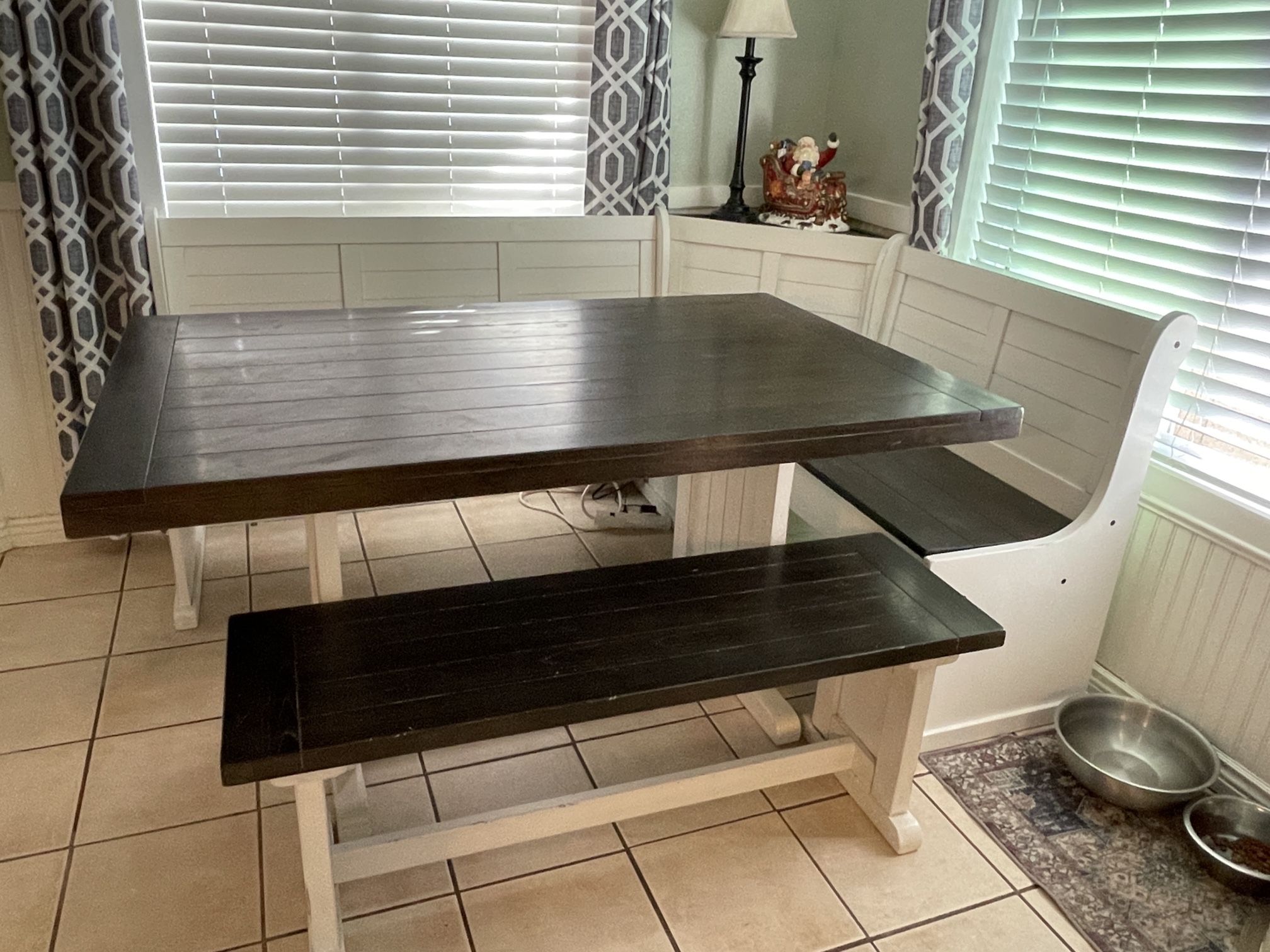 Farmhouse Style Dining Table With Bench Seating