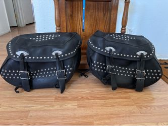 2007-2017 Harley Davidson FLSTC Heritage Softail Classic Saddlebags