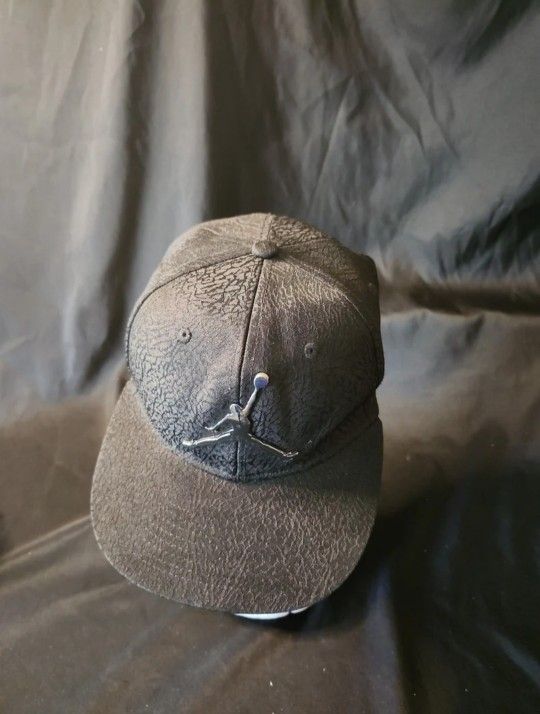 Jordan hat ( youth size )