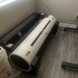 Canon iPF750 36" Wide-Format Inkjet Printer ($4500 Retail)