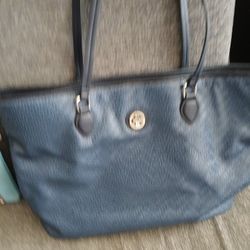 Handbags 