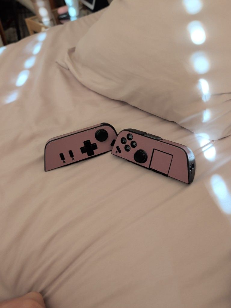 Legion Go Controllers