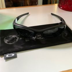 Brand New Oakley Sunglasses SI Flak Jacket Matte Black w/Grey Polarized Lenses 11-434- No Box