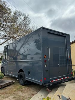 2020 Ford F59 commercial truck/step van great condition