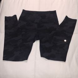 Lululemon Camo High-Waist Leggings size 8